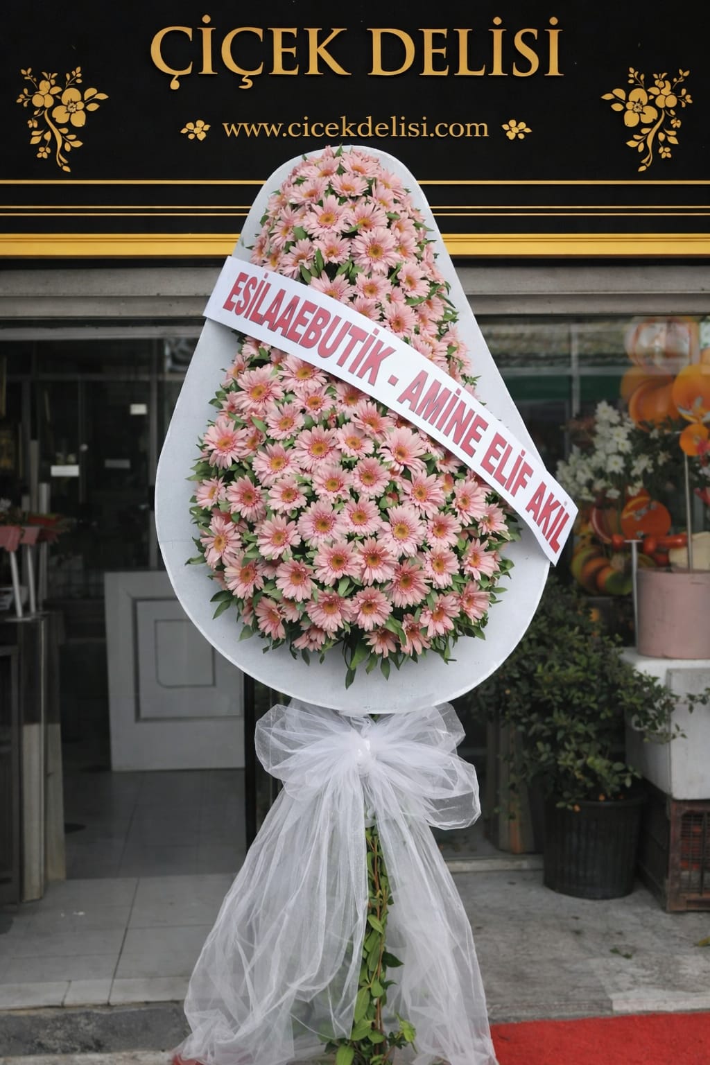 Pembe Tekli �elenk